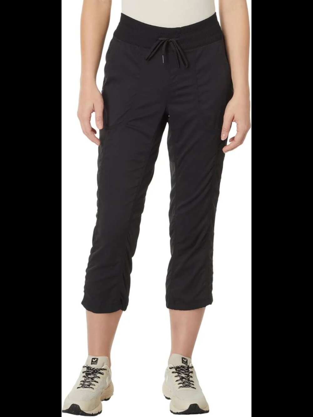 North Face Aphrodite 2.0 Capri black pants. Size small